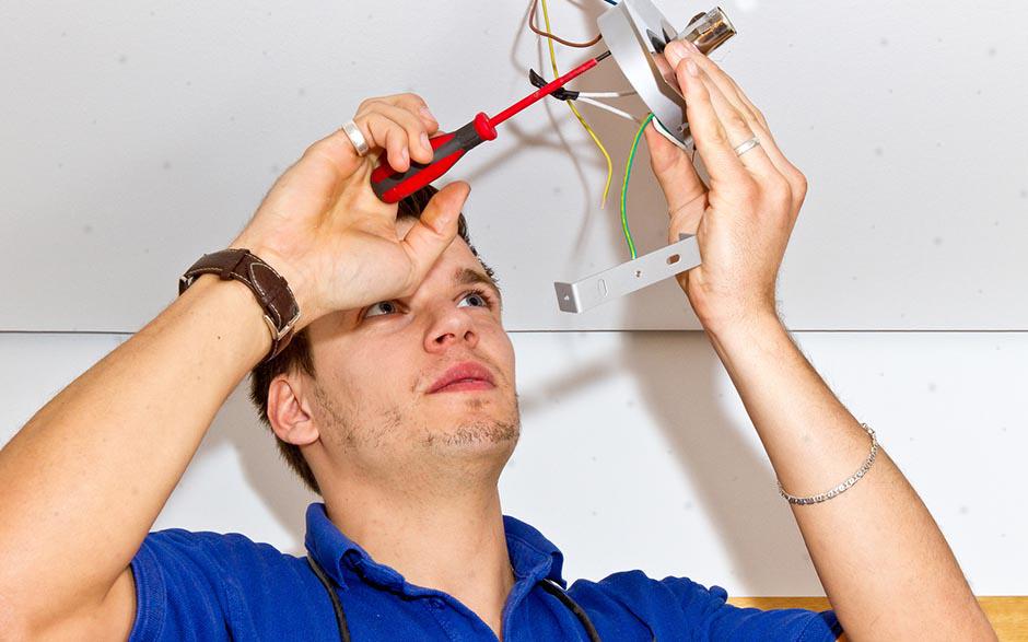 activité électricien Venette